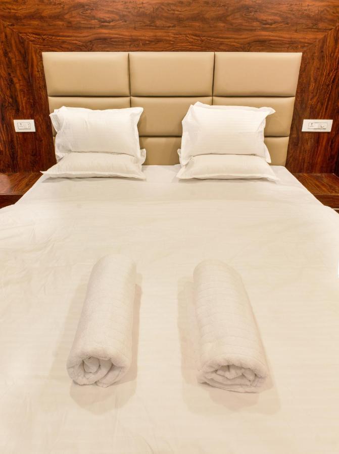 World Residences Srīnagar エクステリア 写真